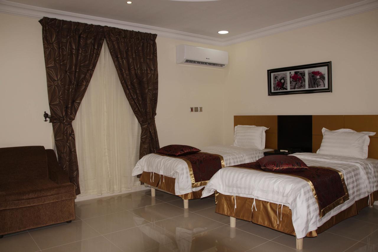 Aparthotel Aros Al Faisaliah Furnished Units Dammam Esterno foto